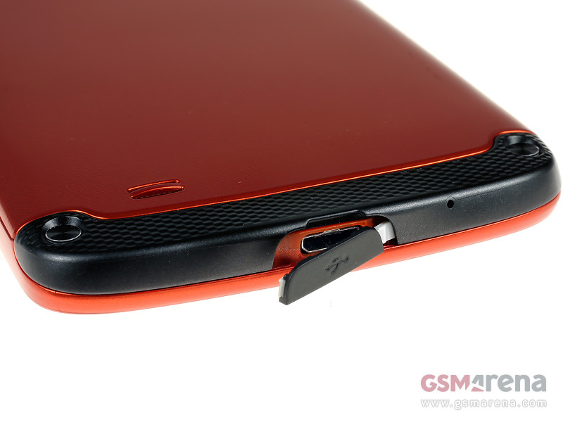 gsmarena_020.jpg